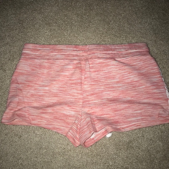 Shorts - Picture 3 of 3